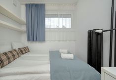 Others 2 Apartment in Wroclaw Center by Renters