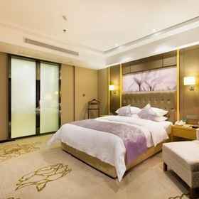 Room 1 Jukai International Hotel, Quangang Qu Hotels