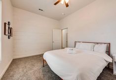 อื่นๆ 2 Luxury Family Friendly Home 6 Queen Beds