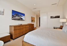Others 7 Stunning 4-bdr Penthouse With Rooftop Deck Ski-in out Access Pool hot Tubs 5-star Amenities