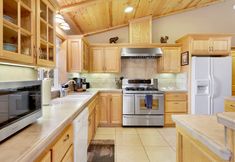 Others 7 Tranquility Base #2065