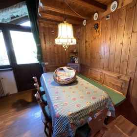 Room1Chalet Stravedo by Ca-sa Check,多梅杰迪卡多雷公寓