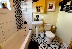 Others 5 Lakeside Charm in Ocean Beach