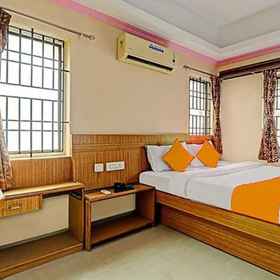 Primary image 1 Fabexpress Sakthi Inn, Saveetha Dental College And Hospitals Hotels