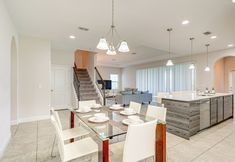 其他 7 Near Disney & Legoland: Spacious Poolside Oasis!