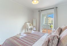 Others 7 Forum Apartment 5th Floor Two Balconies