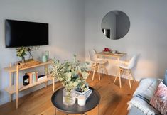 Lain-lain 4 St Catherine s Hospital - Superior Apartment