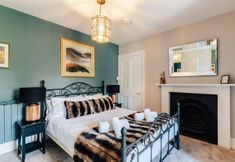 Others 3 Central Townhouse With Garden Free Parking