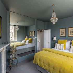 Room 1 Divine Georgian Townhouse in the Heart of Bath, Hotel Chew Stoke