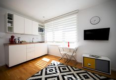 Others 7 Cozy 1bdr Apartment in Center