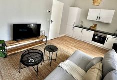 Others 2 2 Bedroom Serviced Apartments -bs3-