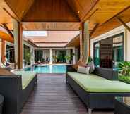 Lainnya 6 Champagne Pool Villa