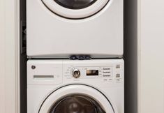 Others 2 3380 Peachtree Rd NE Atlanta, GA 30326, USA