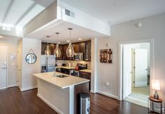 Others 7 3380 Peachtree Rd NE Atlanta, GA 30326, USA