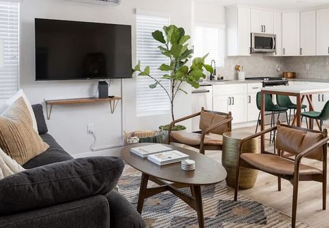 Others Cozy 2 BR Home With hot tub and Patio