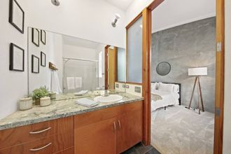 Others 4 New York Style Penthouse in the Heart of the City