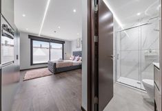 Others 3 Modern Serviced Studio Flat Near Central London
