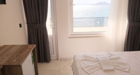 Lainnya 2 Sea Door Hotel