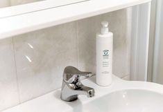 อื่นๆ 4 Tiny Blue