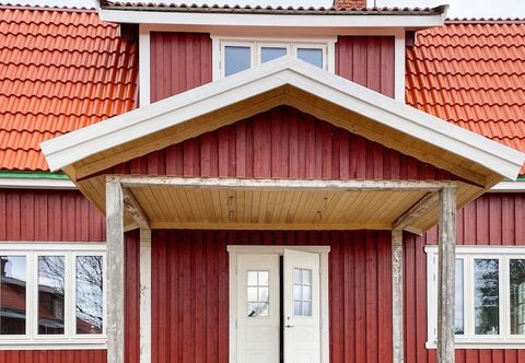 Others 8 Person Holiday Home in Vastra Amtervik-by Traum