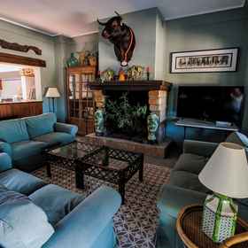 Primary image1HN 羅梅羅 18 飯店,韦尔瓦飯店