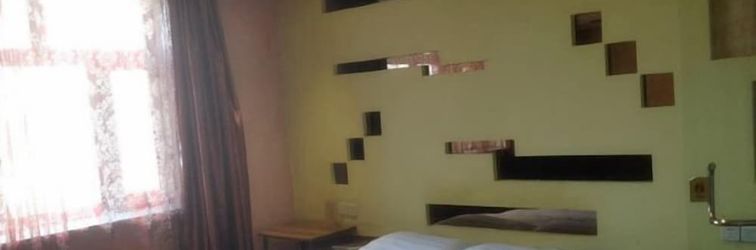 Khác Xiaohonglou Hotel, Luohe