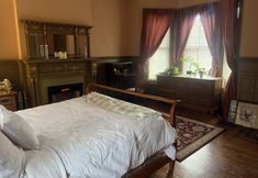 其他 2 2 Br Victorian Apt 2800 sq ft 2 Floors With Full Kitchen 2 Baths and Laundry