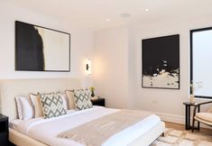 Others 2 The Temple Fortune Crib - Lovely 3bdr House With Balcony and Parking