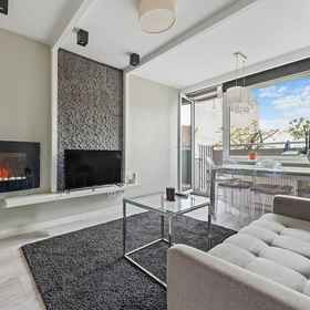 Primary image 1 RentPlanet - อพาร์ทเมนต์ที่ Śródmieściu, โรงแรม & ที่พัก Nowy Świat-Uniwersytet