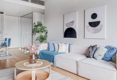 Others 3 Studio at Torun Center 5 min to Metro and Astoria