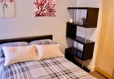 Others 7 Unique two bed Main Door Flat at the Meadows