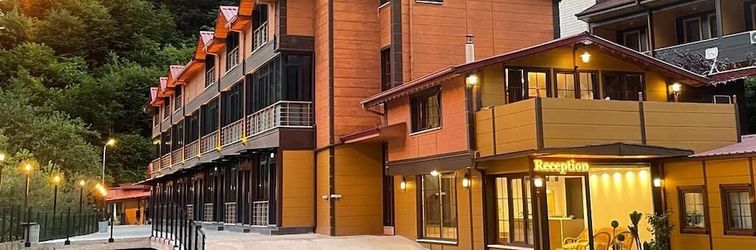 อื่นๆ CENNET SUİT