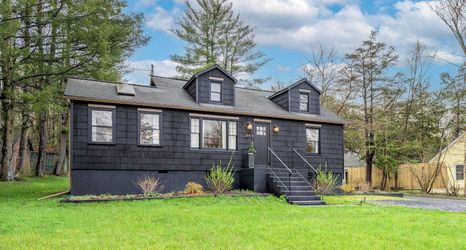 Others 2 Charcoal Chalet by Avantstay A+ Design w/ Firepit
