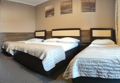 其他 Guest Rooms and Family Apartments