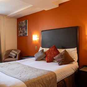 Primary image1The Warehouse,萨默塞特飯店