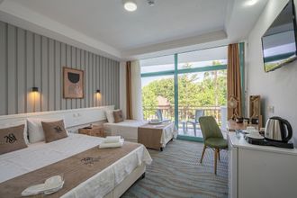 기타 4 Moda Suit Hotel