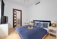 Lain-lain 5 Apartment With Pool by Renters Prestige