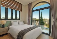 อื่นๆ 4 Storij Home & Coffee