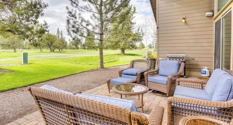 Others 2 Redmond Golf Getaway - Near Smith Rock State Park!