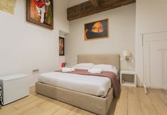 Others 5 Bari Red Rooms by Wonderful Italy