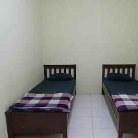 Room 1 Tamansari Panoramic Apartment By Cabres, Taman Sari Bukit Bandung Blok 2 No 2 Kelurahan Sindangjaya Kecamatan Mandalajati Kota Bandung Hotels