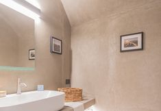 อื่นๆ 2 Gaia Suite Nearby Urio s Castle