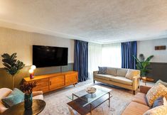 อื่นๆ 4 Vibrant Tacoma Retreat, Near Point Defiance Park!