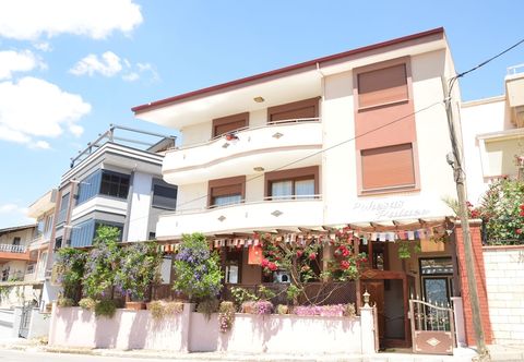 Others Ephesus Palace