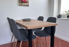 Others 4 Shared Holiday in two Separate Flats