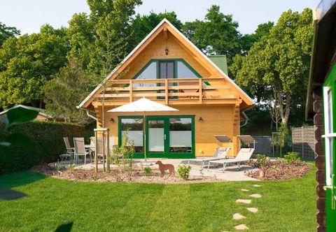 Lain-lain The Winkler Family