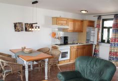 Others 4 Wohnung in Dargun mit Pool und Streichelzoo