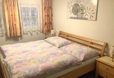 Others 7 Comfortable Holiday Home With Garden in Leogang