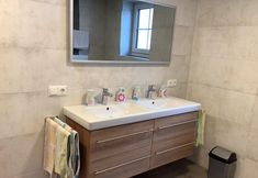 Others 2 Comfortable Holiday Home With Garden in Leogang