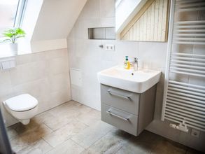 기타 4 Narrow Luzin Modern Retreat